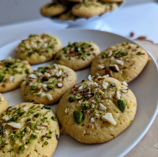 Eggless Almond Pistachio Cookies